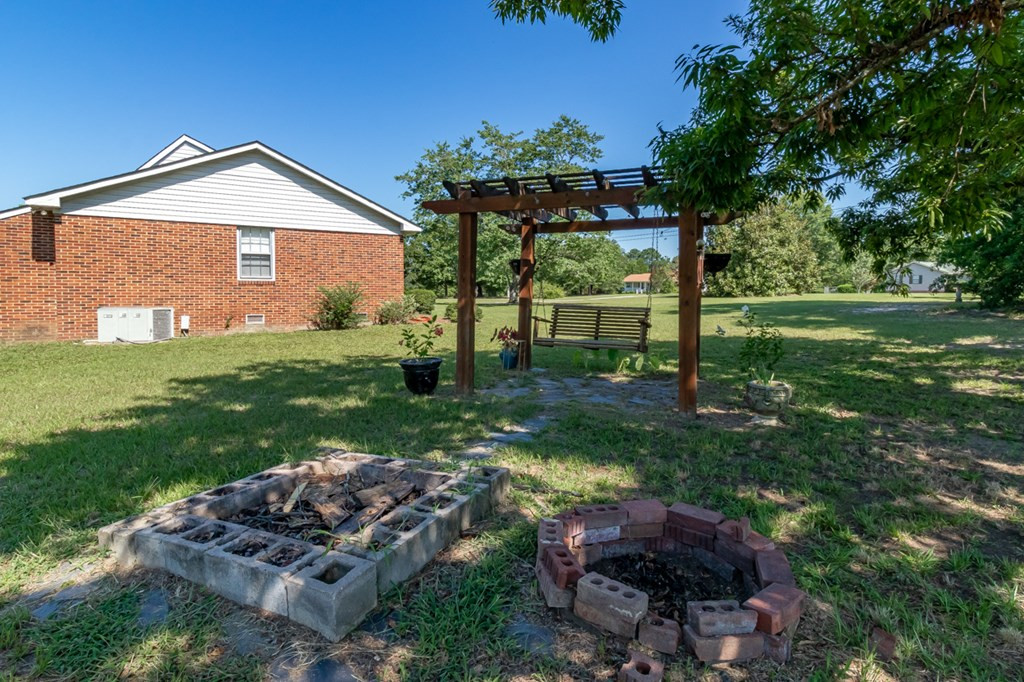 2576 Ginger Hills Estates Road Thomson, GA 30824 - Photo 14 of 59