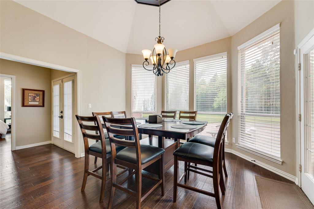 102 Dobbs Road Lake Dallas, TX 76208 - Photo 17 of 35