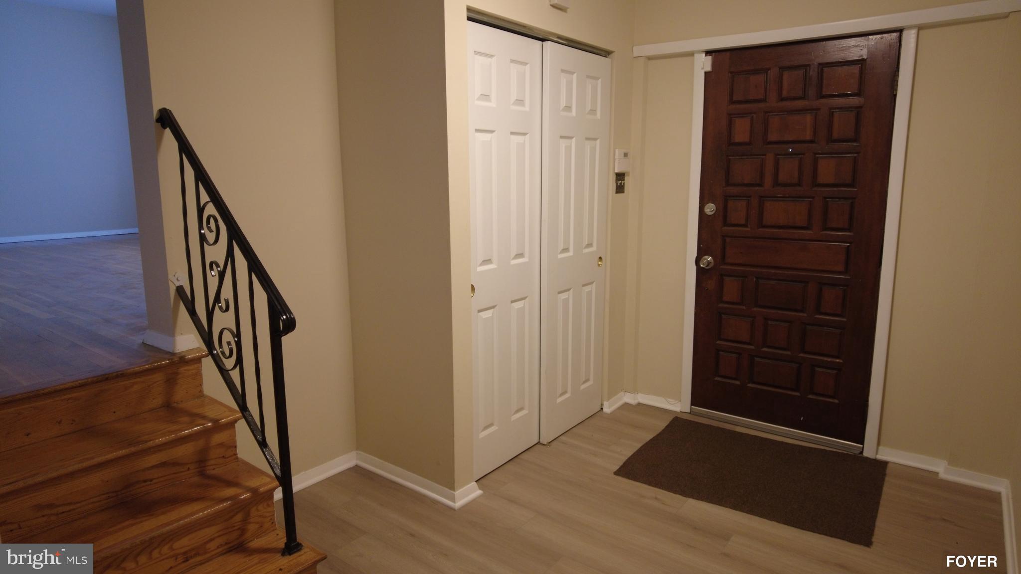 3901 92nd Avenue Springdale, MD 20774 - Photo 4 of 48 Foyer A