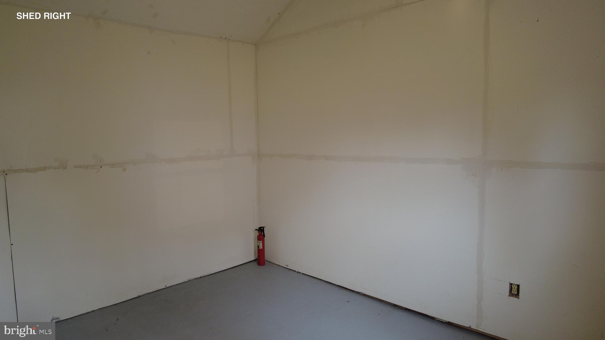 3901 92nd Avenue Springdale, MD 20774 - Photo 48 of 48 Shed Right