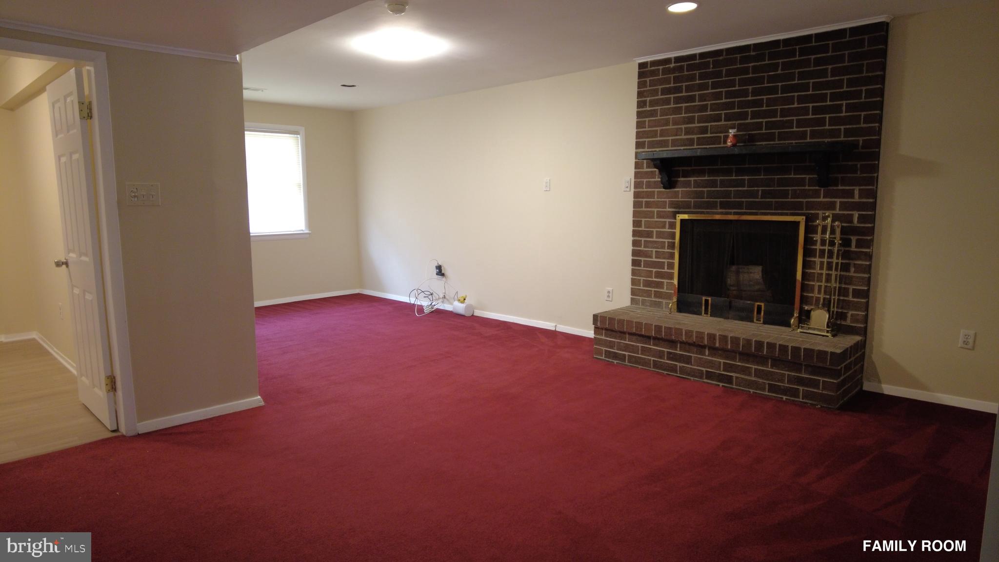 3901 92nd Avenue Springdale, MD 20774 - Photo 6 of 48 Family Room 1