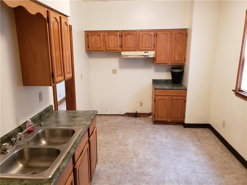 355 6th Street Freedom, PA 15042 - Photo 6 of 10