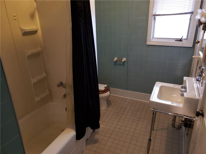 355 6th Street Freedom, PA 15042 - Photo 9 of 10
