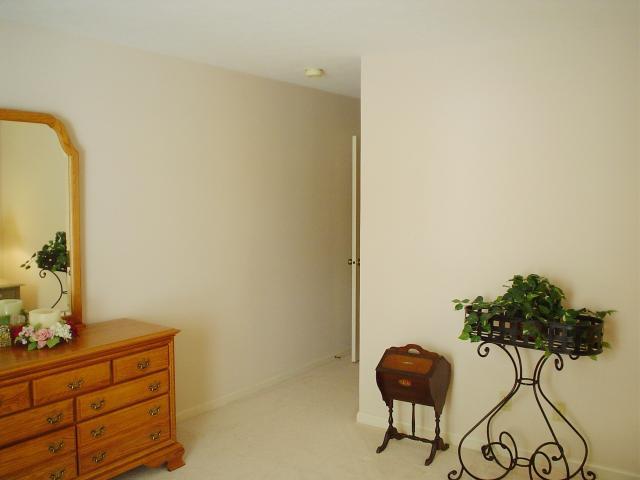 12287 Brompton Road Carmel, IN 46033 - Photo 8 of 12 Gallery Image 8