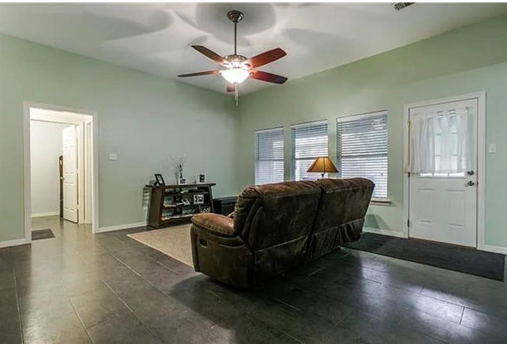 205 Vista Ridge Drive Venus, TX 76084 - Photo 4 of 10