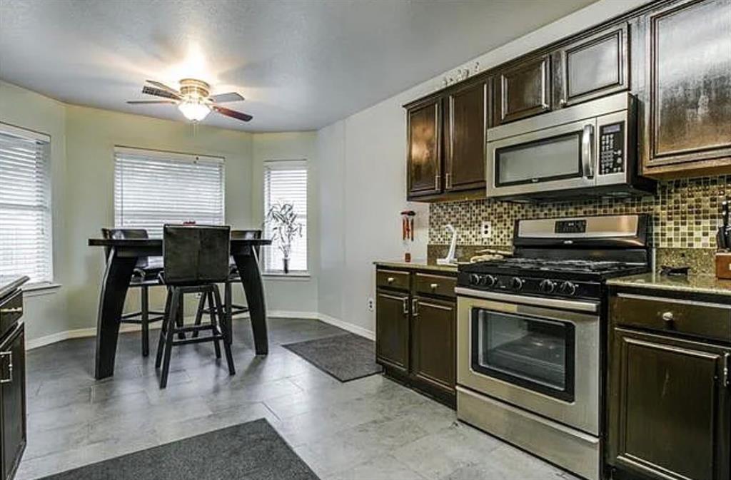 205 Vista Ridge Drive Venus, TX 76084 - Photo 9 of 10