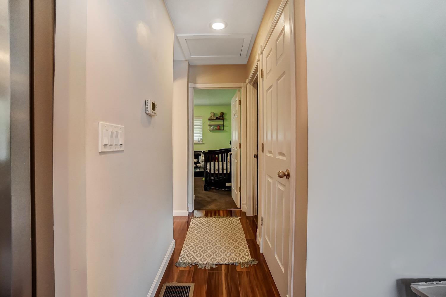 637 West Kemper Road Forest Park, OH 45246 - Photo 11 of 27