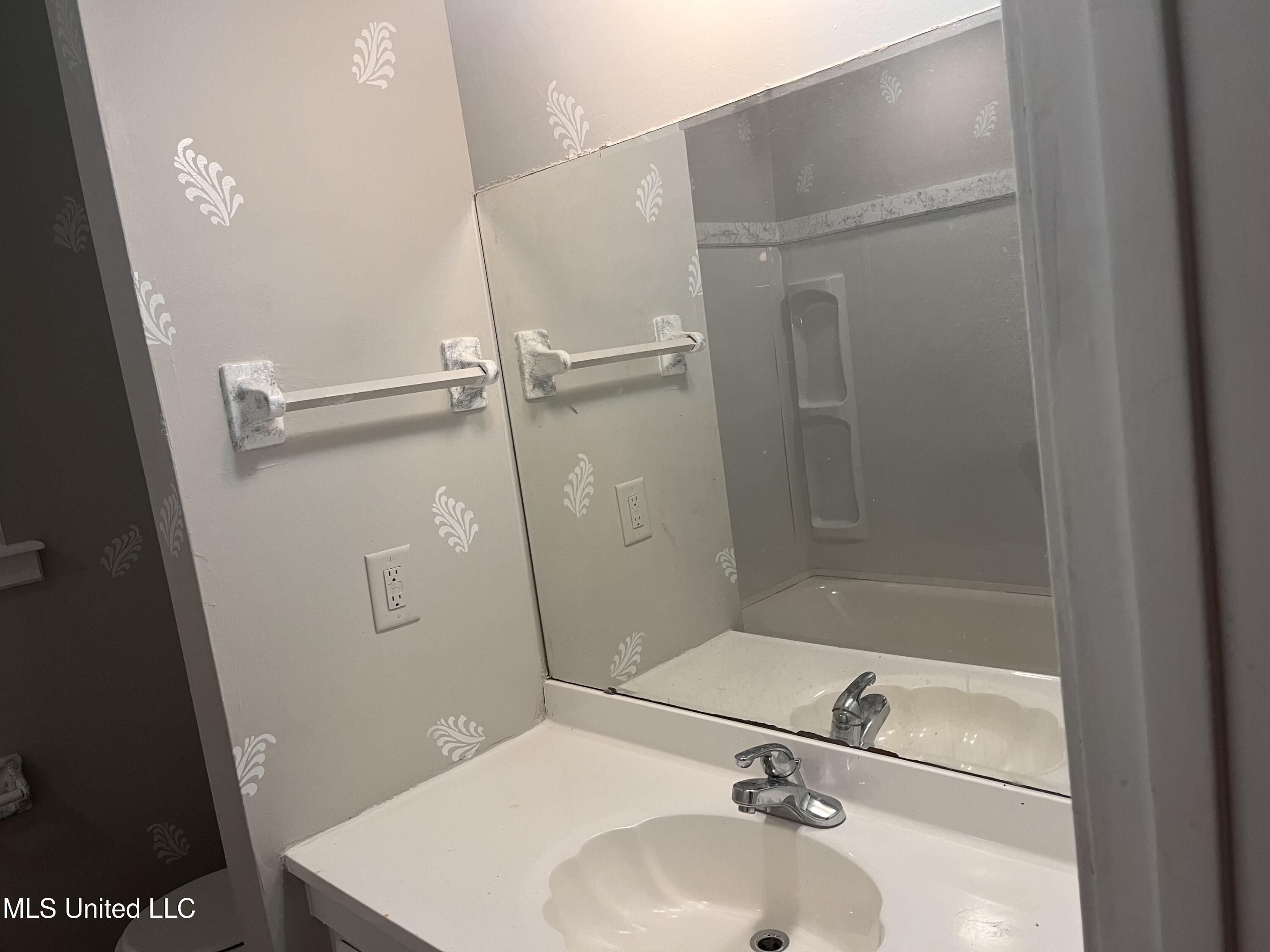 1301 Jamestown Way Jackson, MS 39211 - Photo 21 of 21 IMG_1266