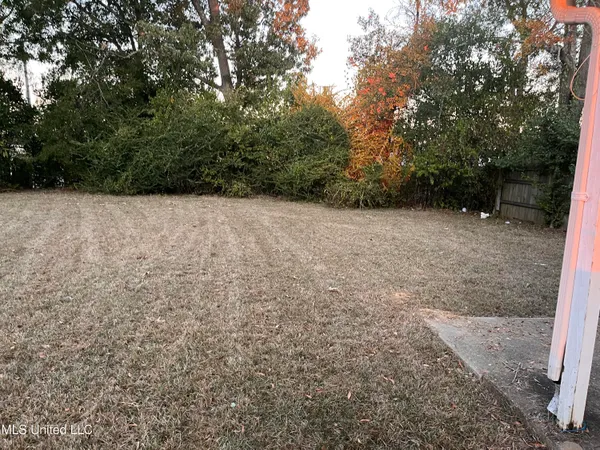 $1,100 | 1301 Jamestown Way, Jackson, MS 39211