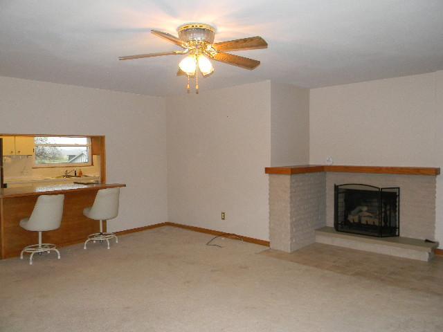 4070 Lithopolis Road Northwest Lancaster, OH 43130 - Photo 3 of 15 Gallery Image 3