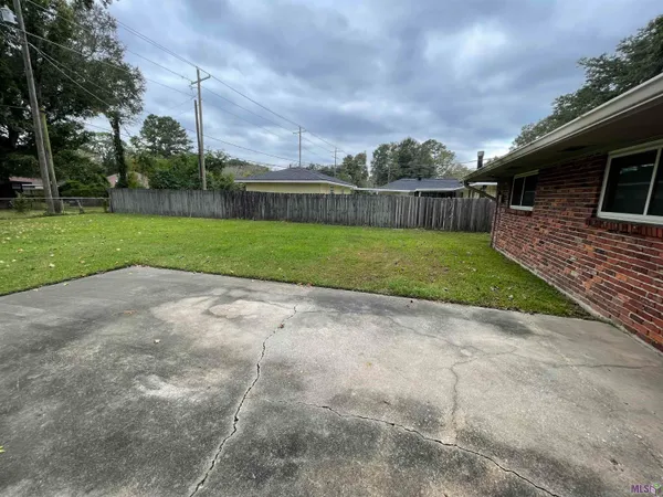 $210,000 | 10000 East Pomona Drive, Baton Rouge, LA 70815