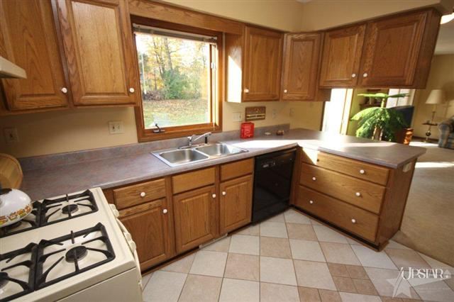 2609 Sweet Cider Road Fort Wayne, IN 46818 - Photo 4 of 23