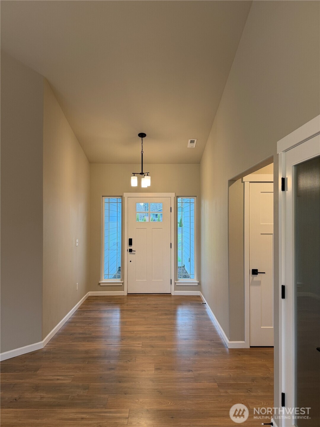 17315 Pendleton Street Southwest Rochester, WA 98579 - Photo 6 of 40 Gallery Image 6