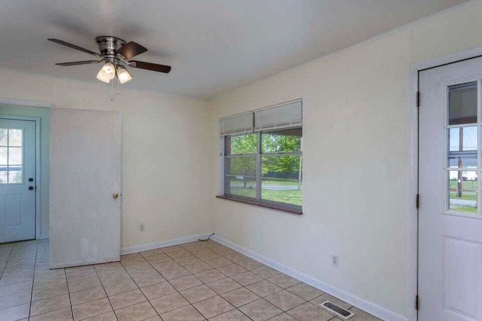 114 Broyles Road Spring City, TN 37381 - Photo 11 of 35 11