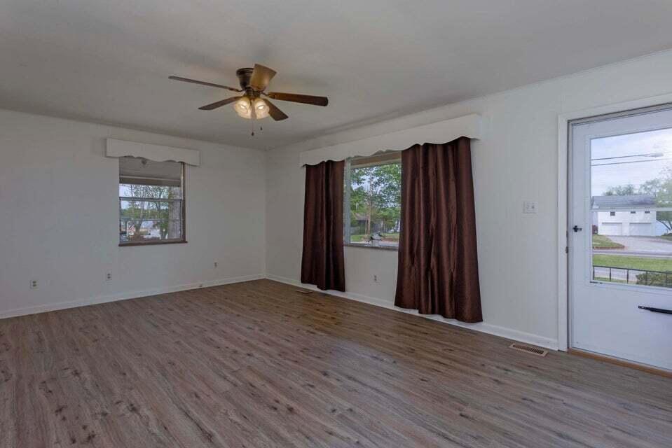 114 Broyles Road Spring City, TN 37381 - Photo 8 of 35 8