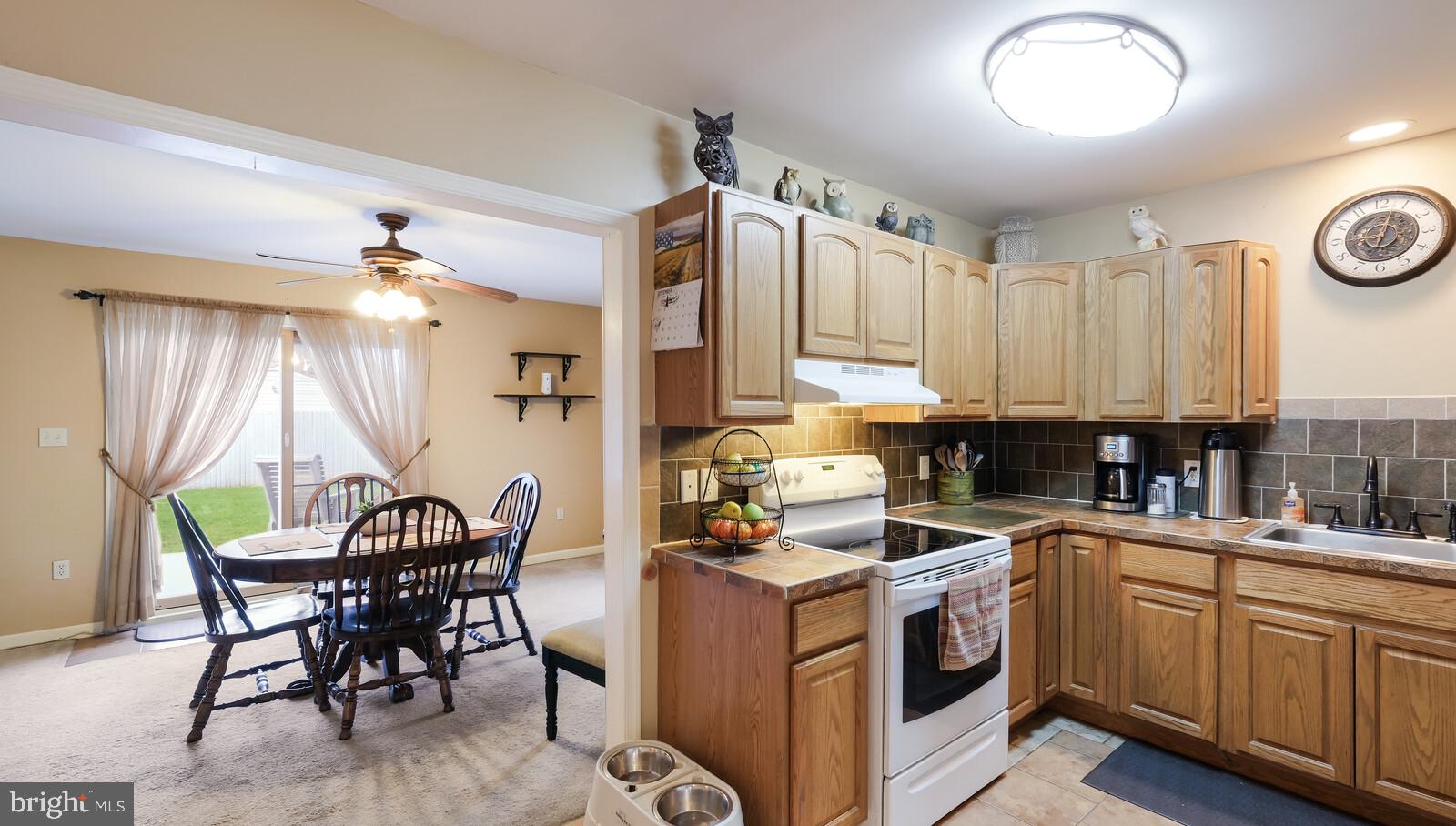 33 MacIntosh Road Levittown, PA 19056 - Photo 16 of 31 Gallery Image 16