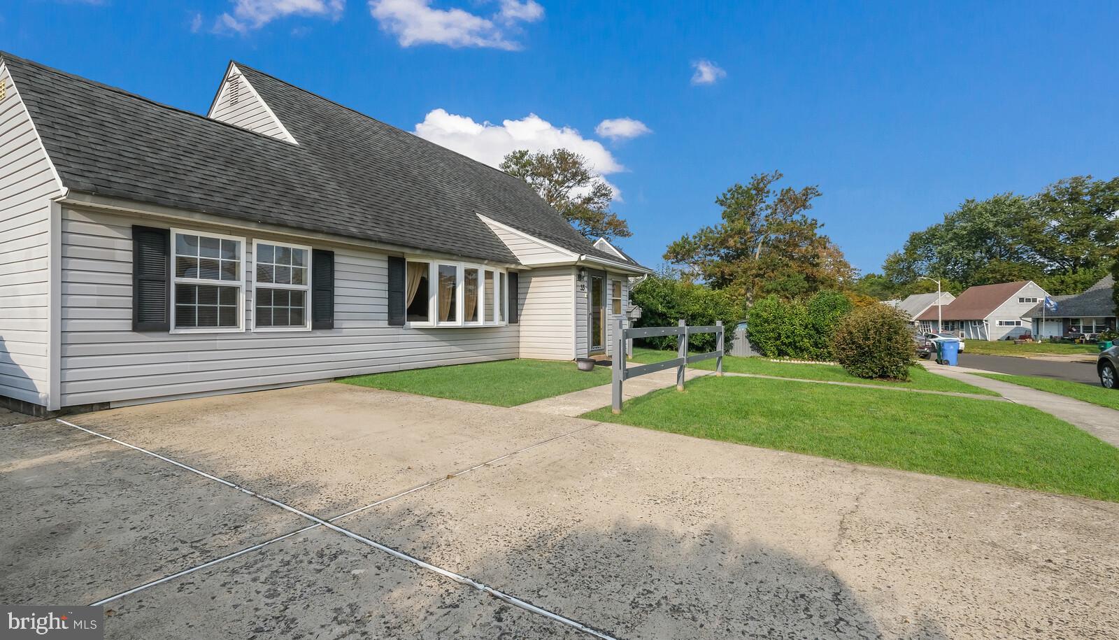 33 MacIntosh Road Levittown, PA 19056 - Photo 4 of 31 Gallery Image 4