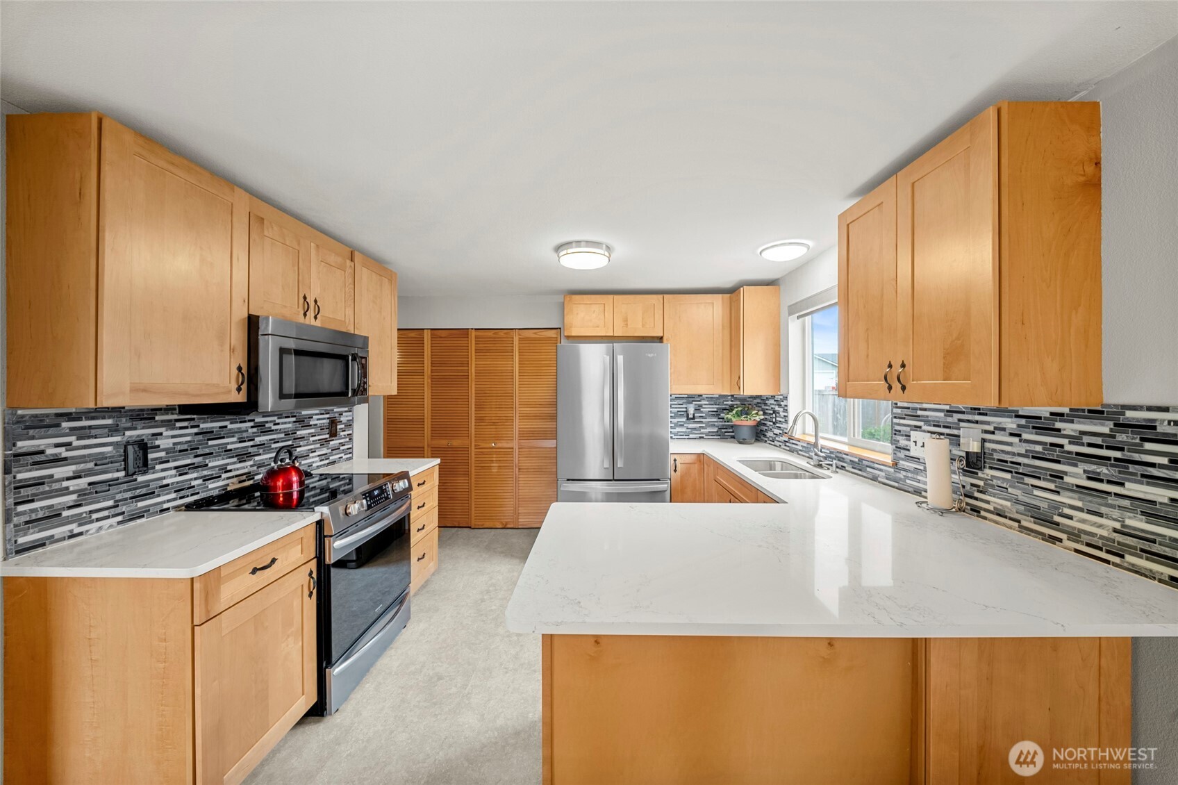 5931 184th Lane Southwest Rochester, WA 98579 - Photo 12 of 36