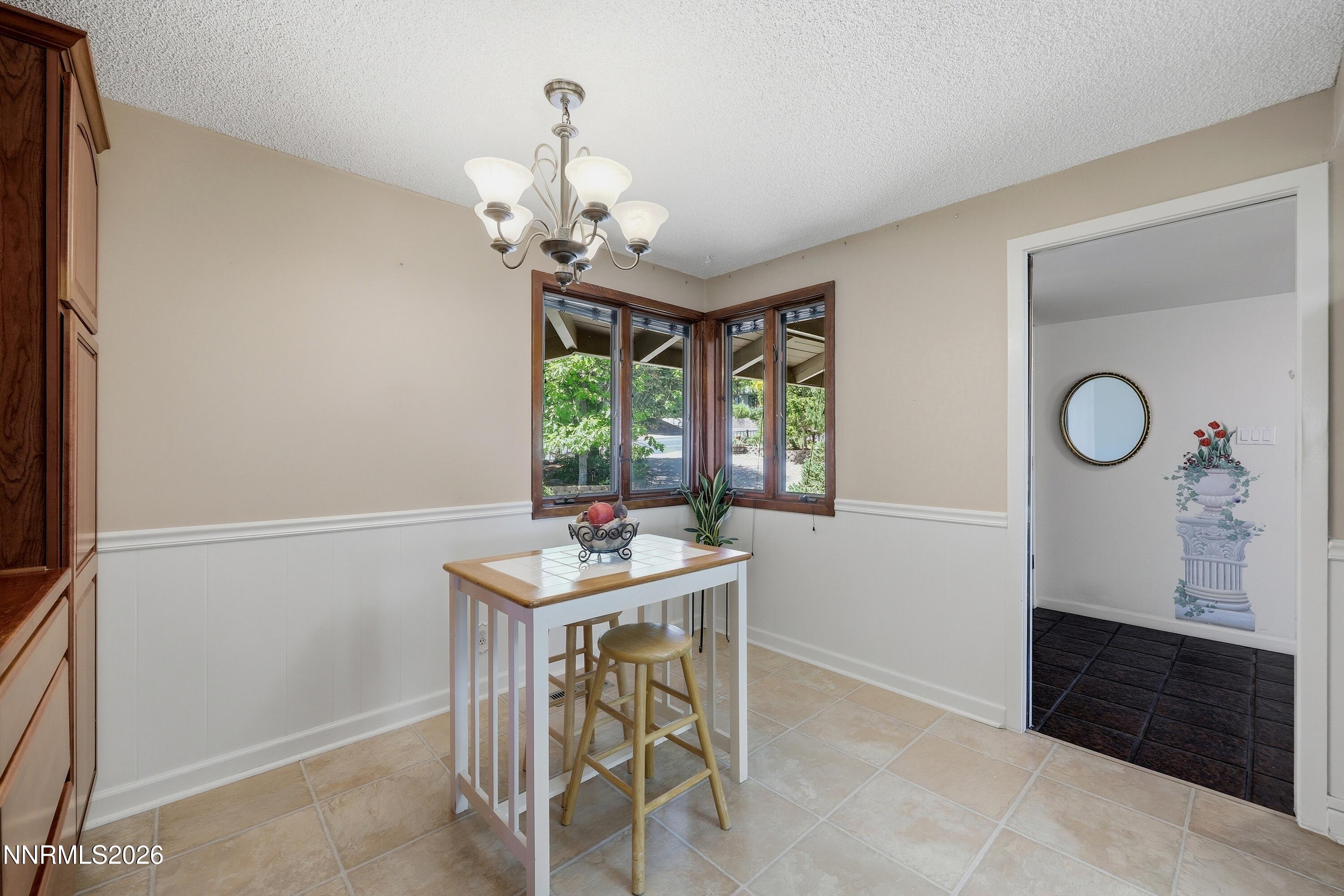 3495 Cashill Boulevard Reno, NV 89509 - Photo 11 of 33 Breakfastnook