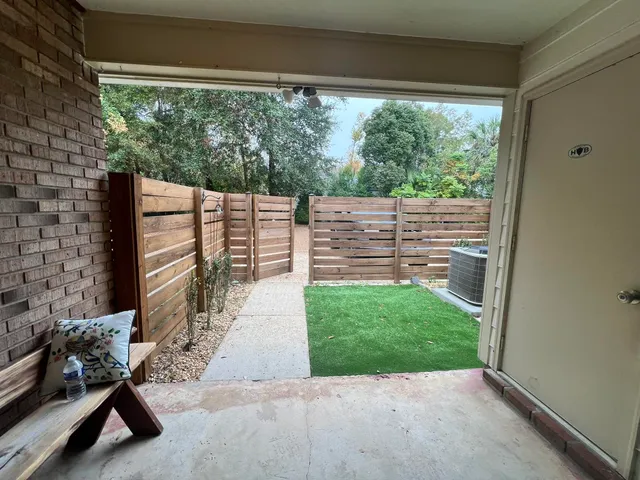 $1,975 | 1000 Holland Drive, Unit 3, Tallahassee, FL 32301