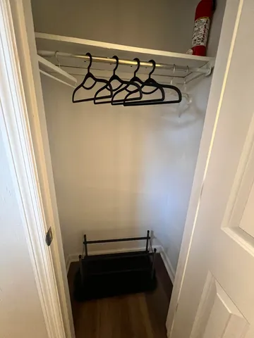 $1,975 | 1000 Holland Drive, Unit 3, Tallahassee, FL 32301