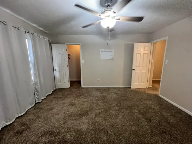 $1,975 | 1000 Holland Drive, Unit 3, Tallahassee, FL 32301