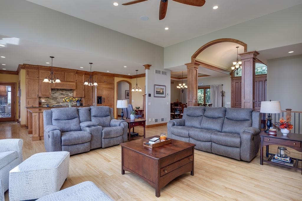 3027 Castleton Crossing Sun Prairie, WI 53590 - Photo 19 of 89