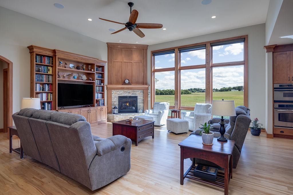 3027 Castleton Crossing Sun Prairie, WI 53590 - Photo 21 of 89