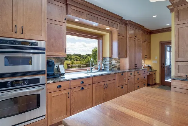 $2,000,000 | 3027 Castleton Crossing, Sun Prairie, WI 53590