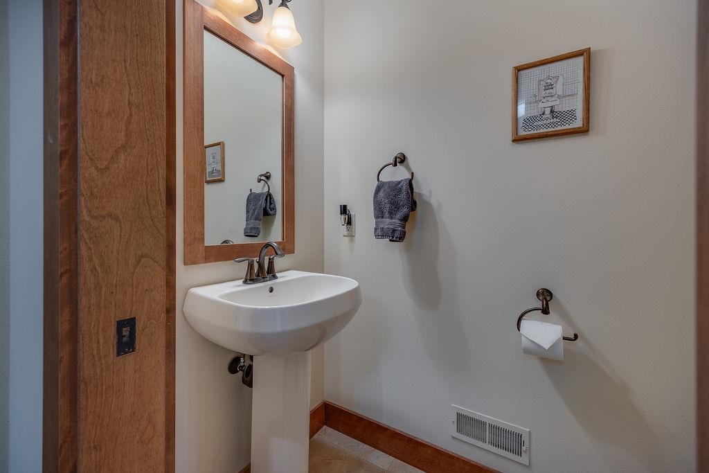 3027 Castleton Crossing Sun Prairie, WI 53590 - Photo 35 of 89