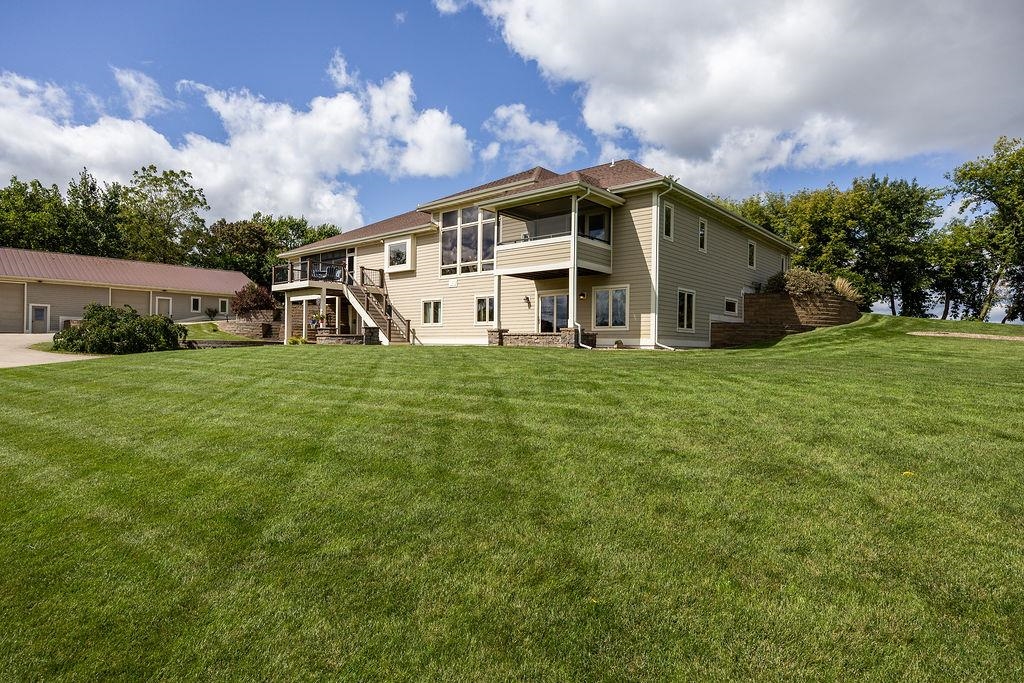 3027 Castleton Crossing Sun Prairie, WI 53590 - Photo 65 of 89