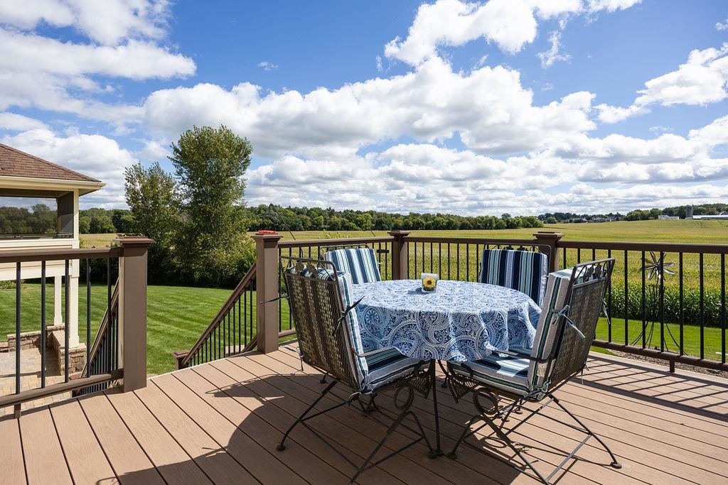 3027 Castleton Crossing Sun Prairie, WI 53590 - Photo 71 of 89