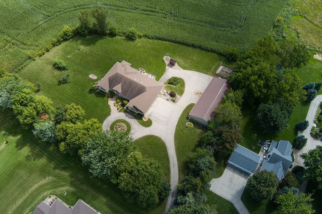 3027 Castleton Crossing Sun Prairie, WI 53590 - Photo 75 of 89