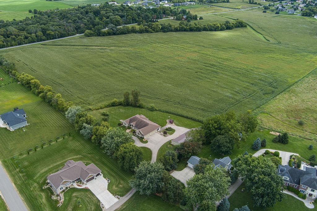 3027 Castleton Crossing Sun Prairie, WI 53590 - Photo 79 of 89