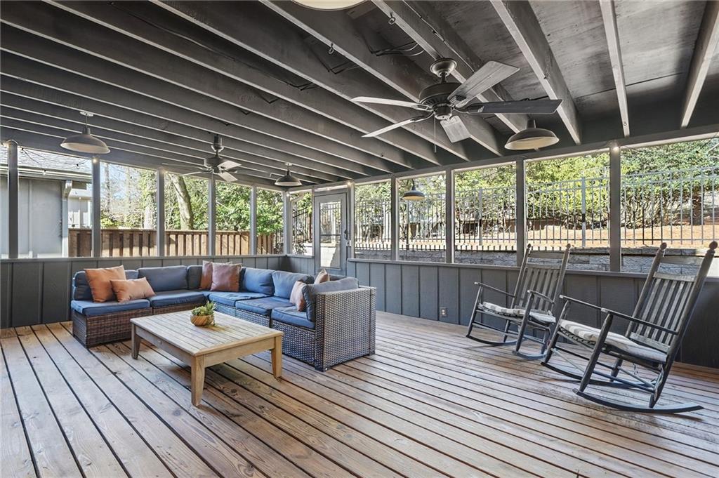 210 Leeward Lane Roswell, GA 30076 - Photo 18 of 42