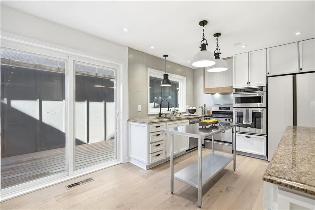 210 Leeward Lane Roswell, GA 30076 - Photo 7 of 42