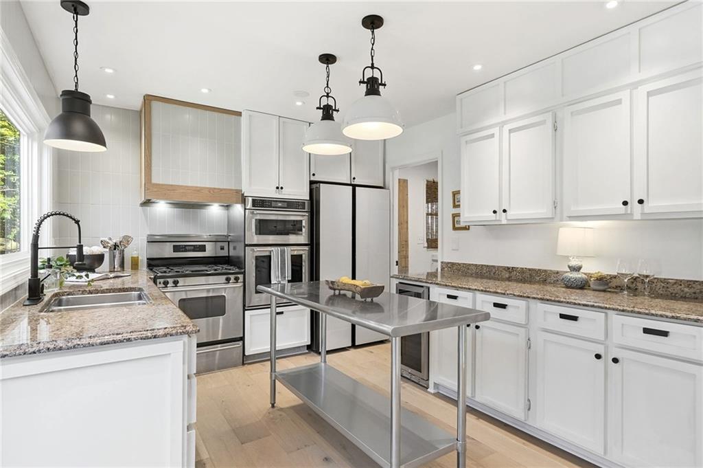 210 Leeward Lane Roswell, GA 30076 - Photo 8 of 42