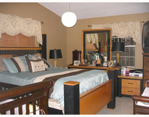 3559 West 74th Place Hialeah, FL 33018 - Photo 9 of 14 Master Bedroom