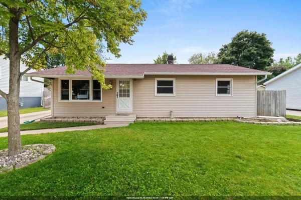 $239,900 | 1513 East Plaza Drive, Appleton, WI 54915