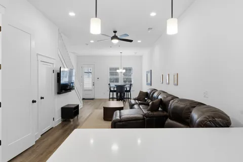 $400,000 | 2025 Morrison Ridge Drive, Nashville, TN 37221