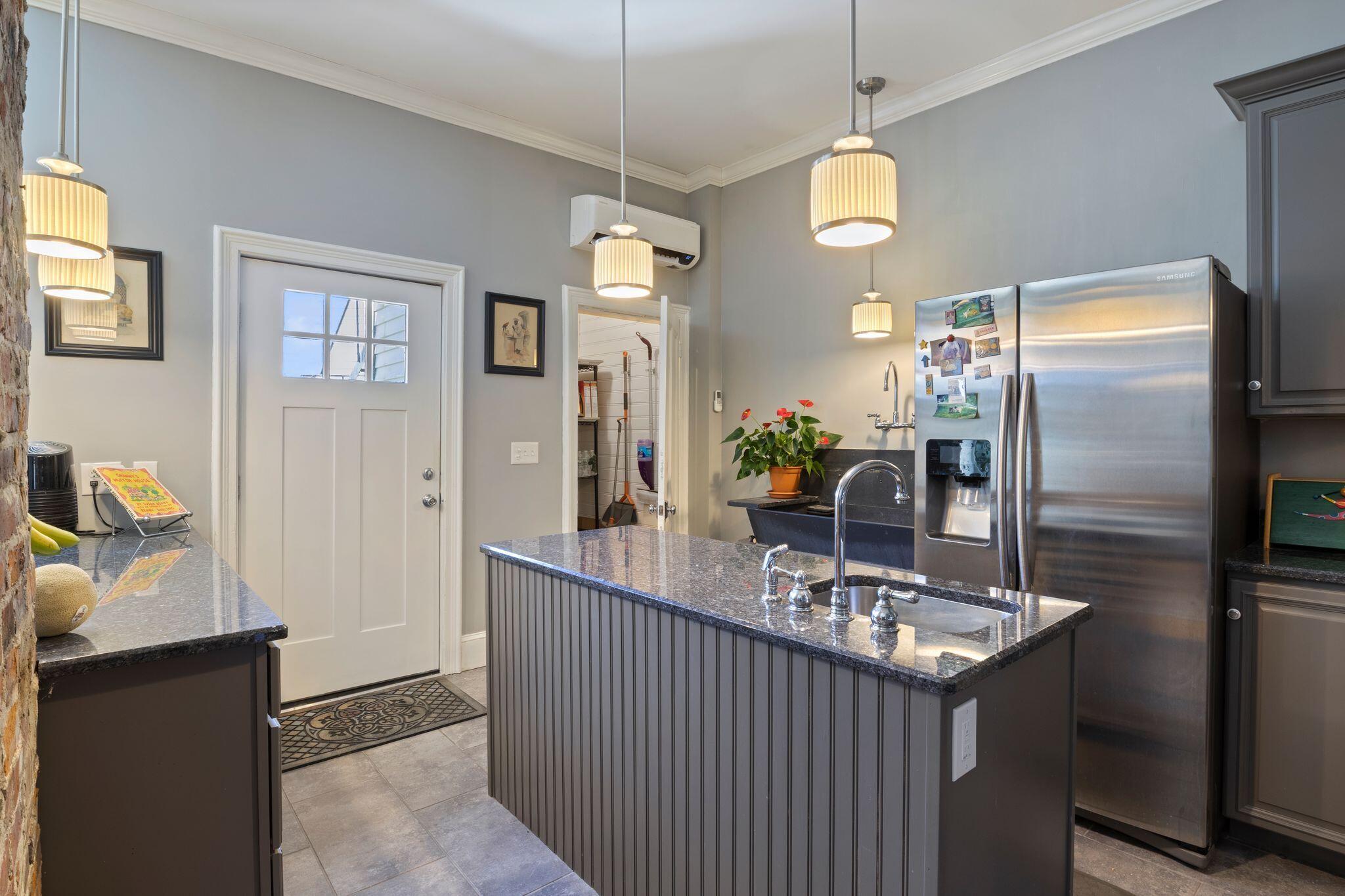 258 Vaughan Street Portland, ME 04102 - Photo 18 of 74 258_Vaughan_St_057