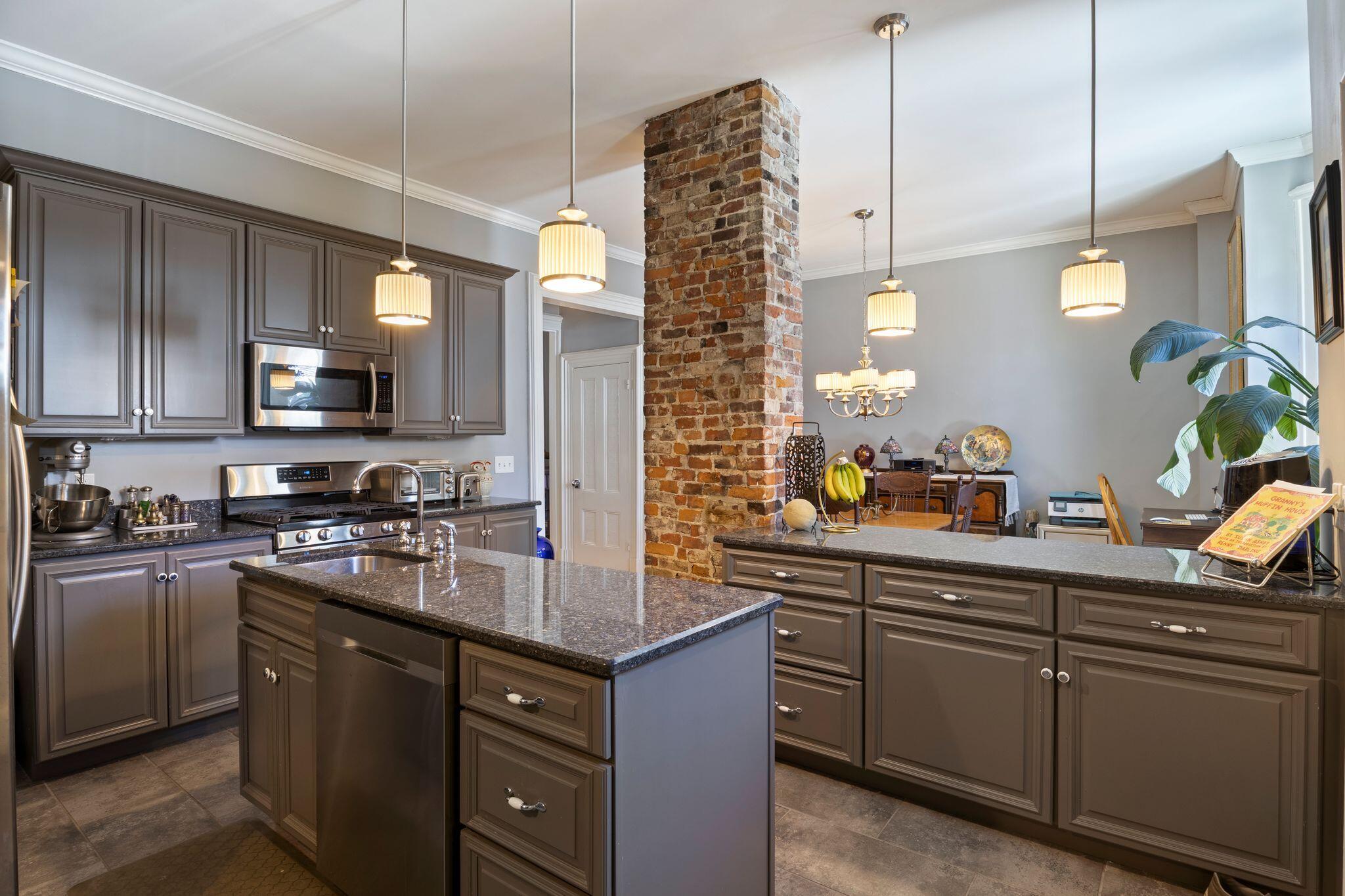 258 Vaughan Street Portland, ME 04102 - Photo 20 of 74 258_Vaughan_St_063