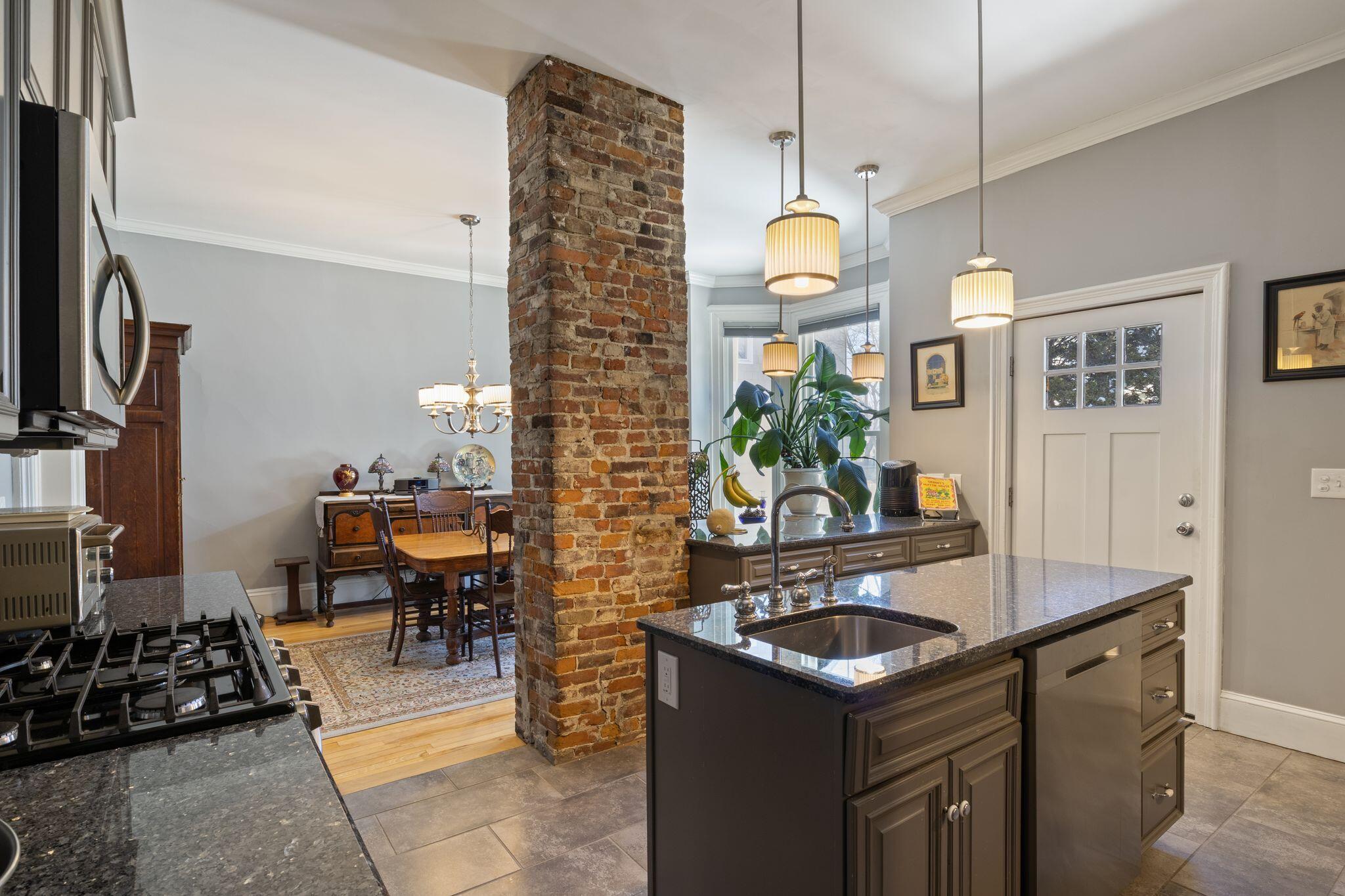 258 Vaughan Street Portland, ME 04102 - Photo 22 of 74 258_Vaughan_St_069