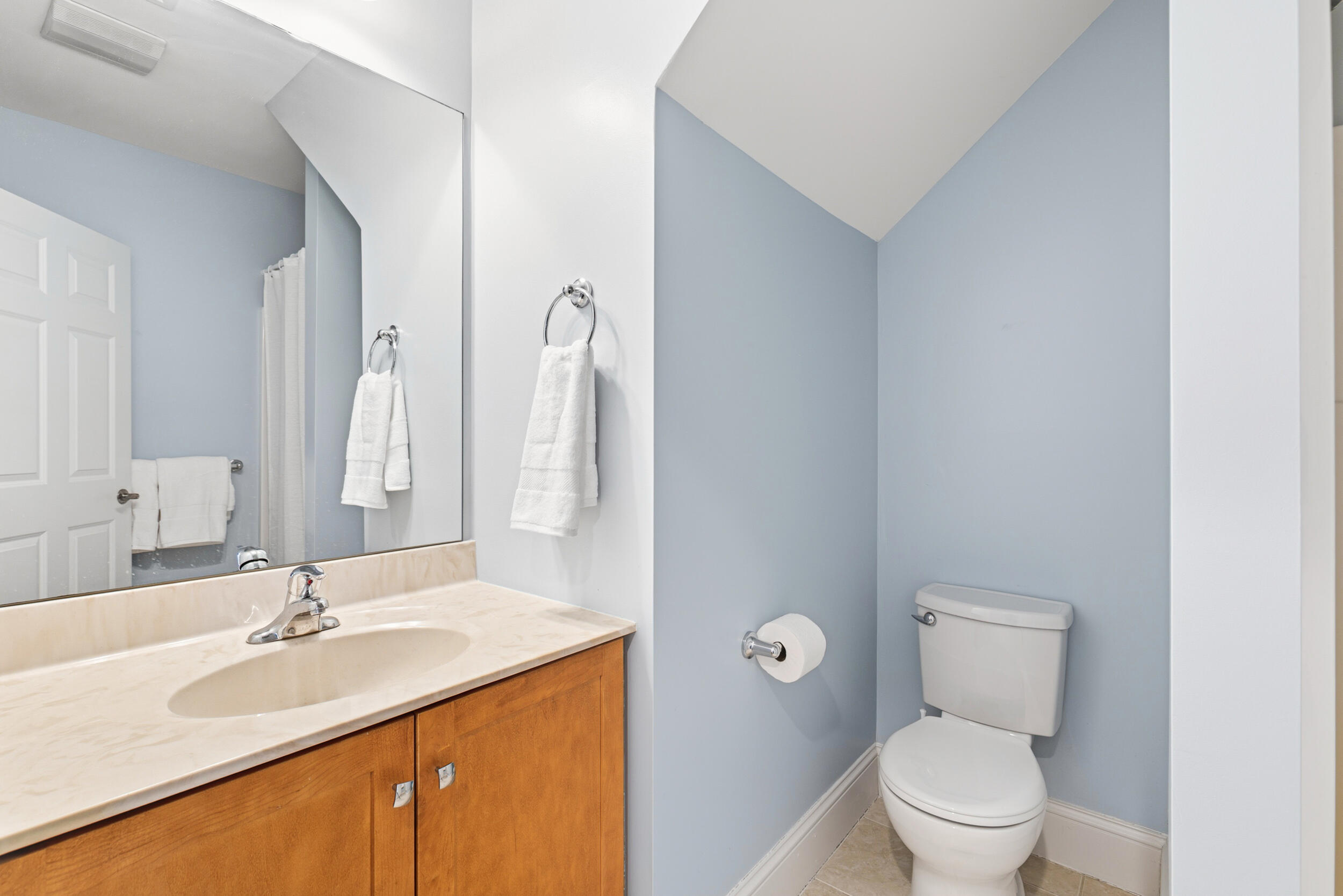 58 Ridge Road, Unit 7 Portland, ME 04103 - Photo 34 of 47 58 Ridge Rd Portland ME 04103 USA_011