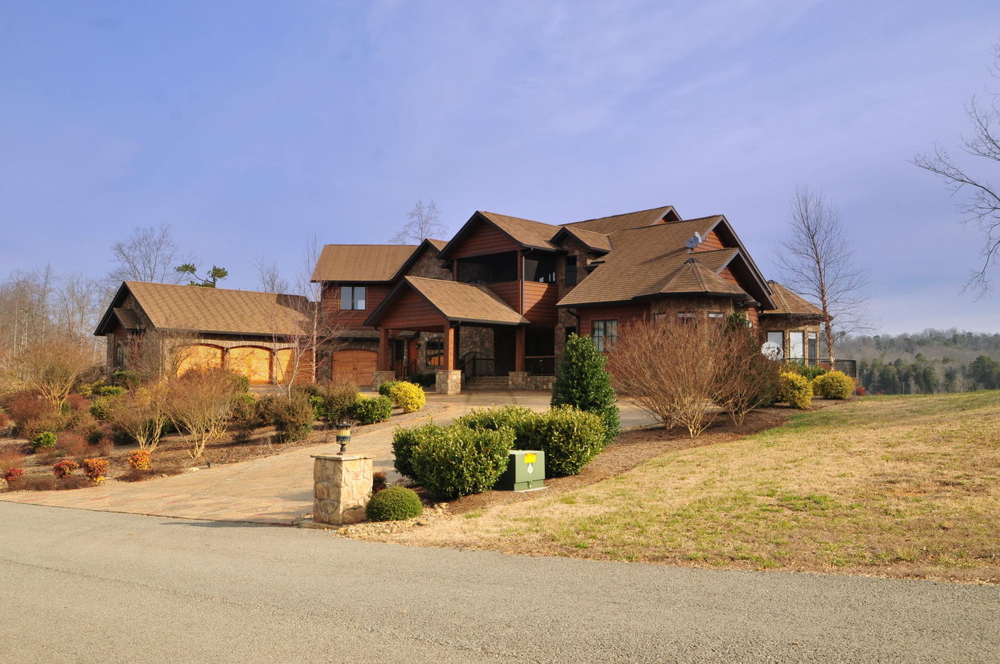 2 Crown Pointe Road La Follette, TN 37766 - Photo 1 of 39 DSC_1361