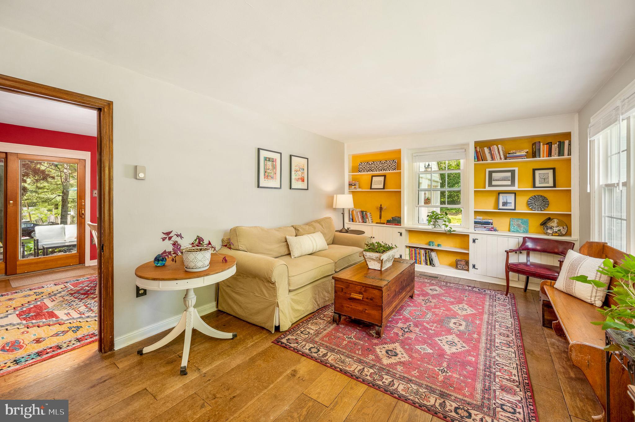 7 Devon Road Malvern, PA 19355 - Photo 14 of 35 Livingroom with built-in shelving!