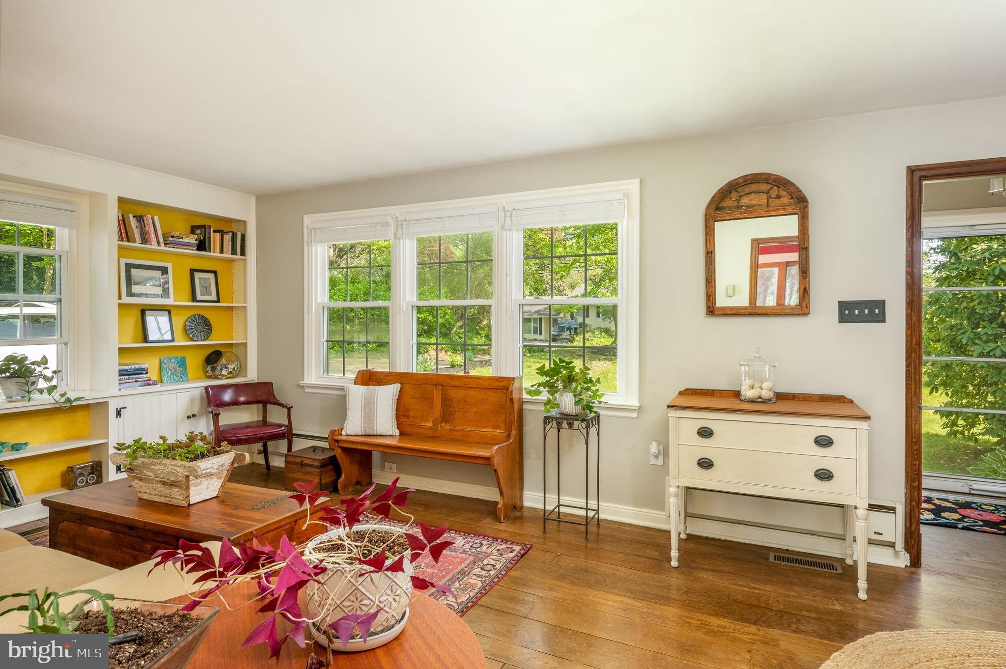 7 Devon Road Malvern, PA 19355 - Photo 15 of 35 Livingroom; so much natural light!