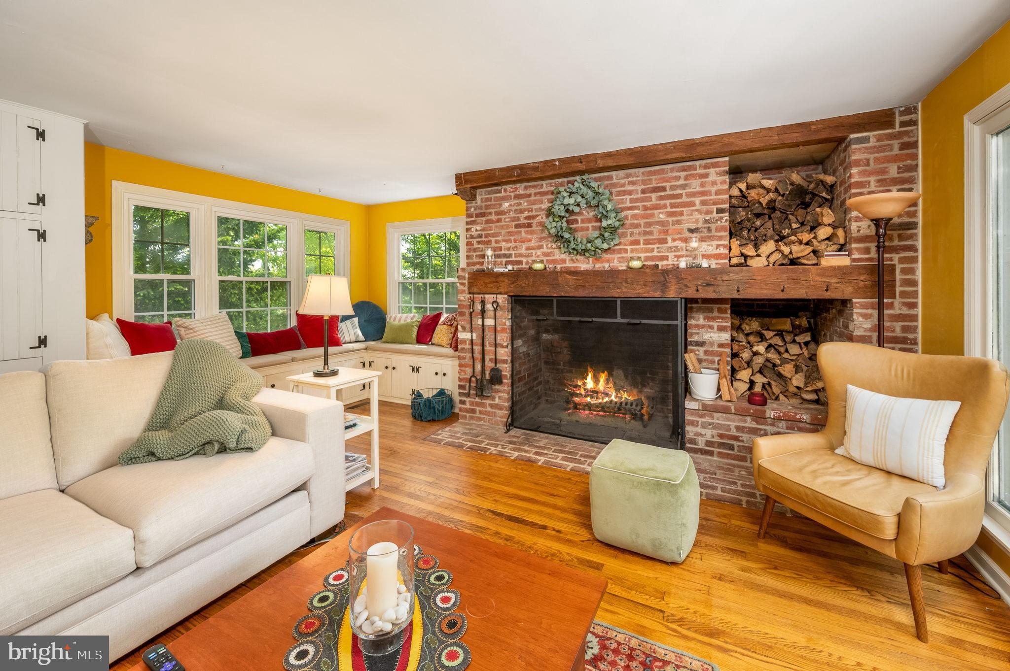 7 Devon Road Malvern, PA 19355 - Photo 7 of 35 Impressive wood burning fireplace!