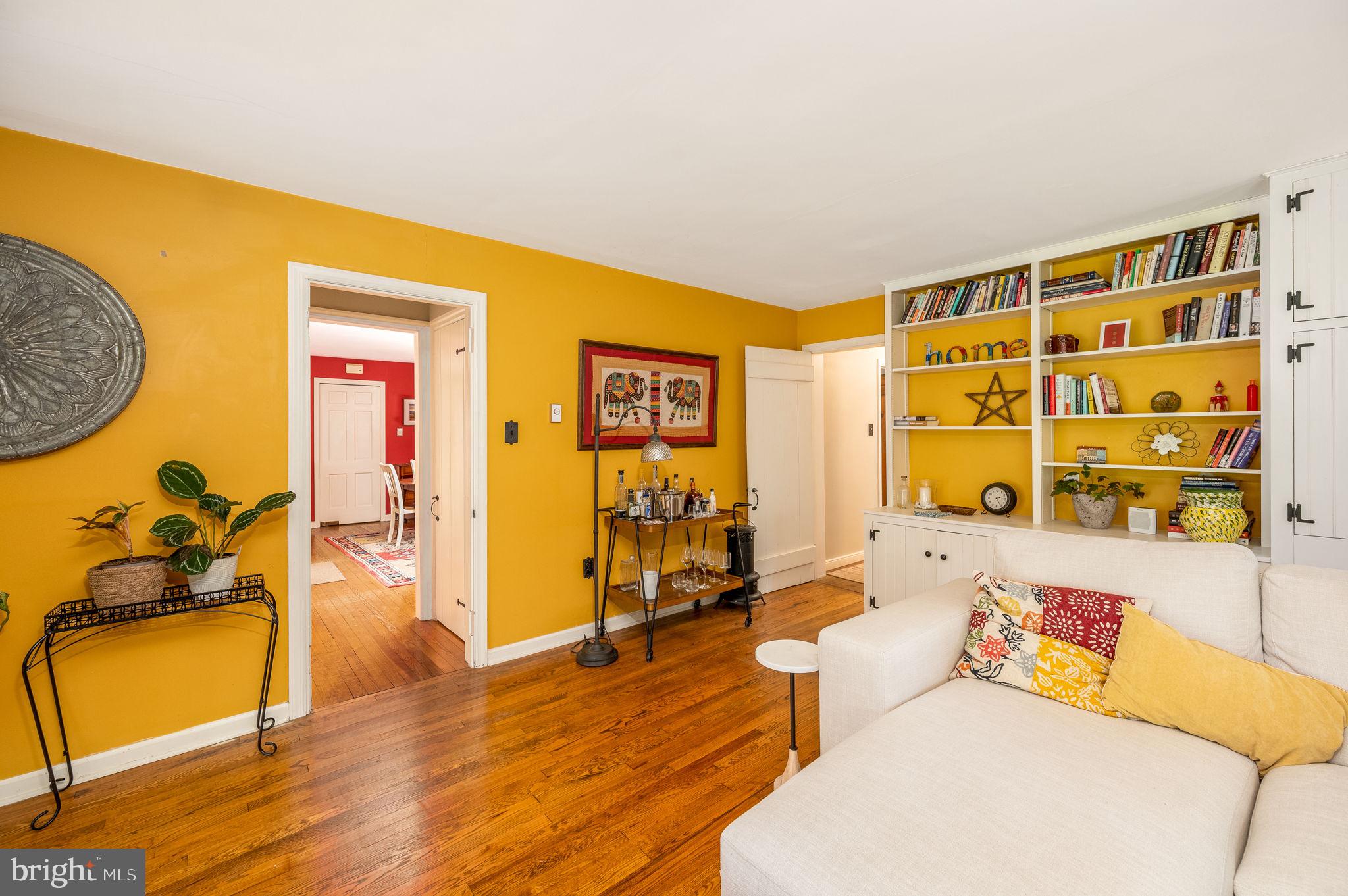 7 Devon Road Malvern, PA 19355 - Photo 8 of 35 Origin hardwood floors throughout the home!