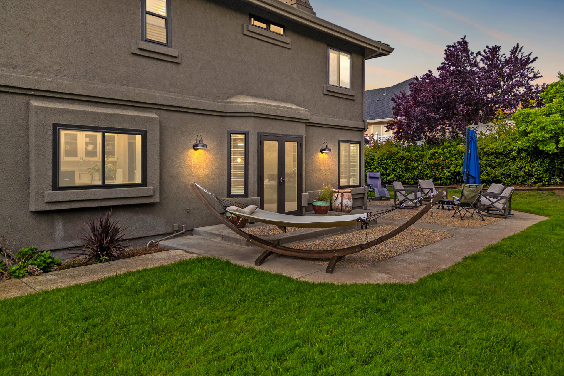 985 River Bend Road Redding, CA 96003 - Photo 2 of 66 Patio